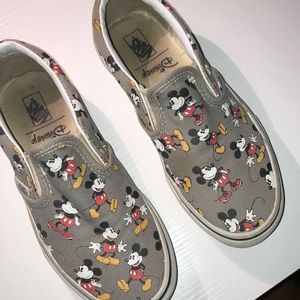 kids disney vans